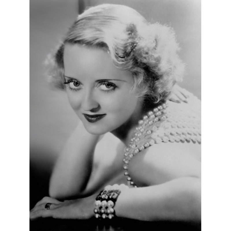 Famous Actress Bette...
